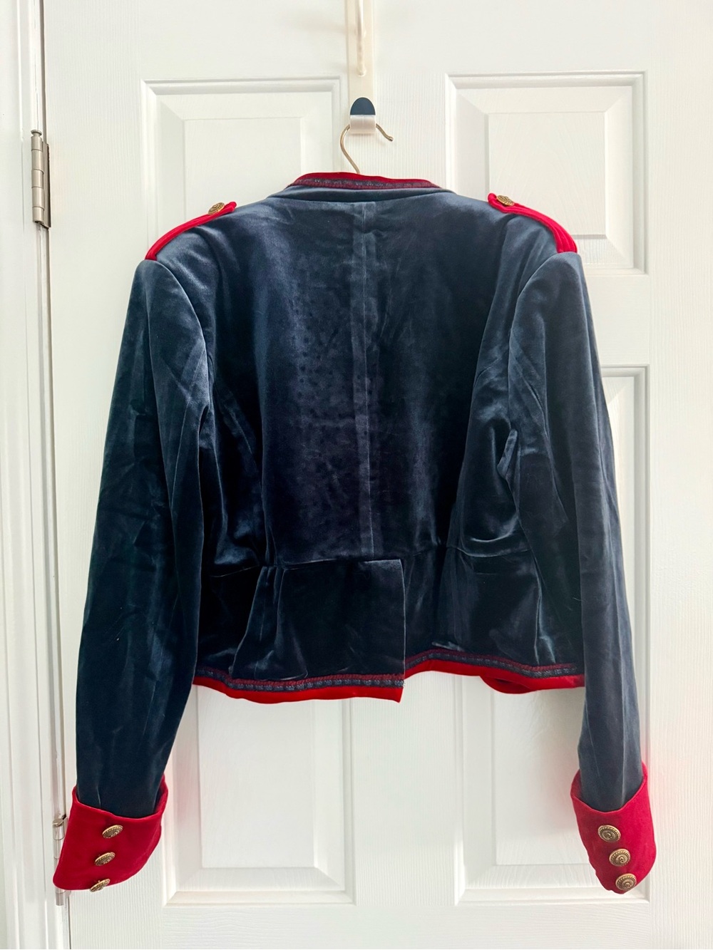 NWOT Women’s Hussar Military-Style Cropped Velvet Jacket in Navy with Red Trim - Picture 3 of 9